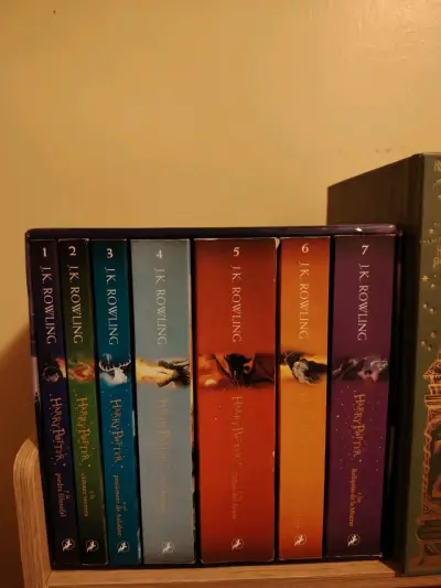 Colección libros Harry Potter - miniatura 1