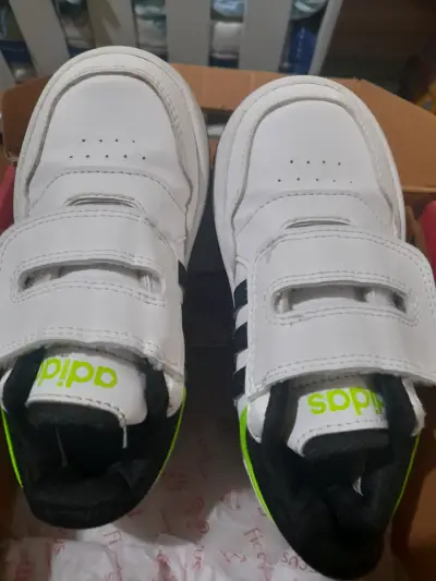 Zapatillas blancas Adidas niño - miniatura 1