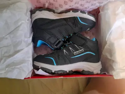 Botin Pillin Waterproof trekking negras y azules - miniatura 1