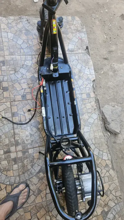 Scooter eléctrico plegable negro - miniatura 5