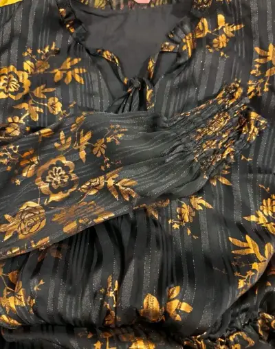 Vestido negro estampado elegante - miniatura 2