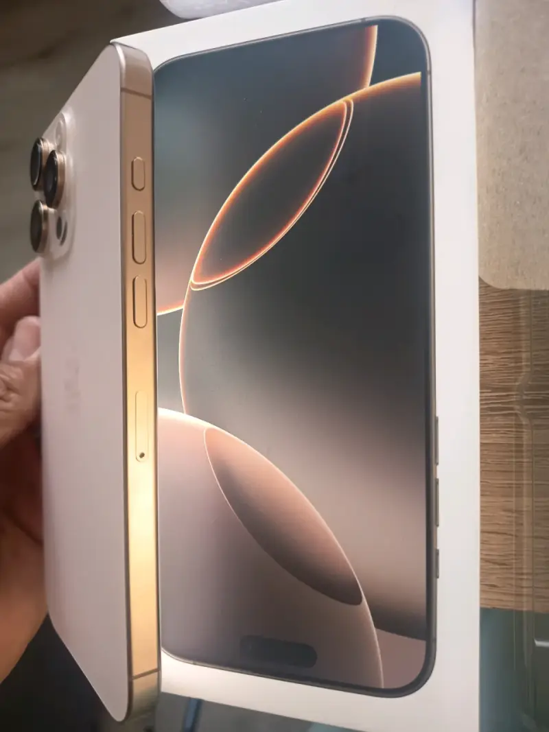 iPhone 16 pro Max - 2
