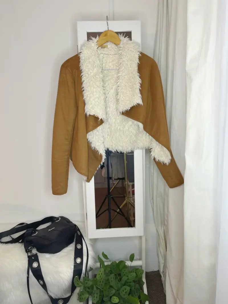 Chaqueta camel