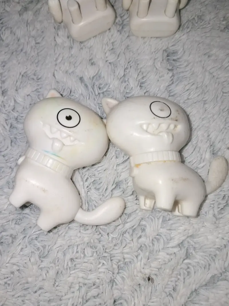 Figuras de colección blancas - 4