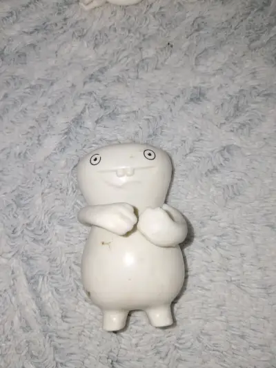Figuras de colección blancas - miniatura 5