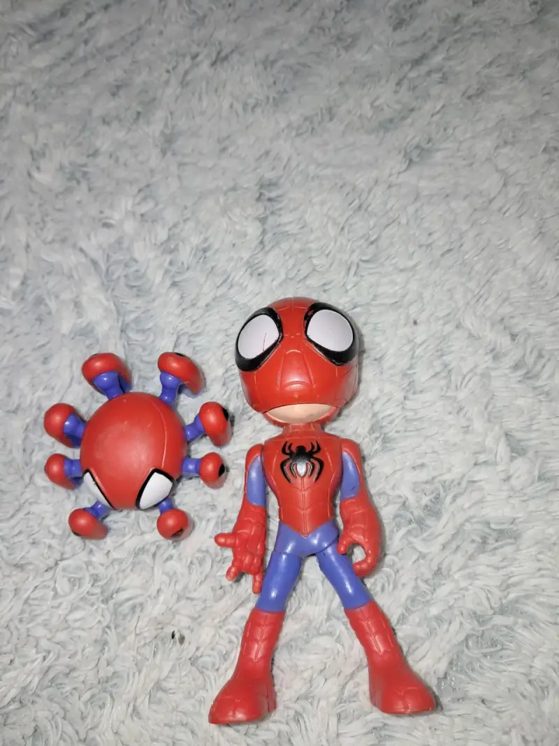 Figura de juguete Hombre Araña - 1