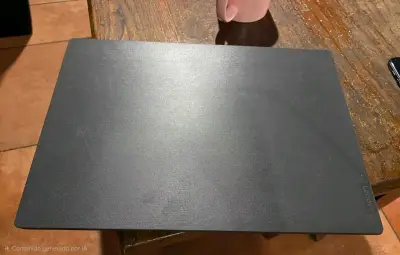 Laptop Lenovo color negro - miniatura 1