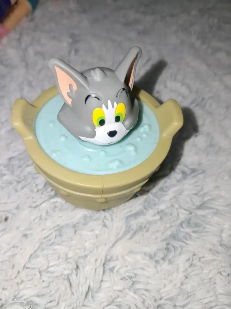 Figura de colección Tom en bañera - 1