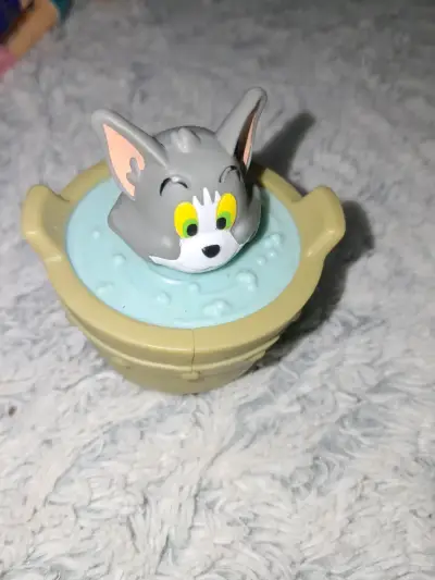 Figura de colección Tom en bañera - miniatura 1