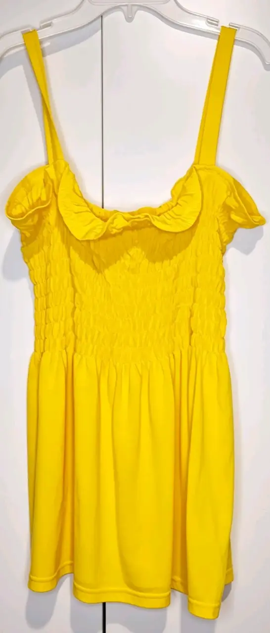 Polera amarilla
