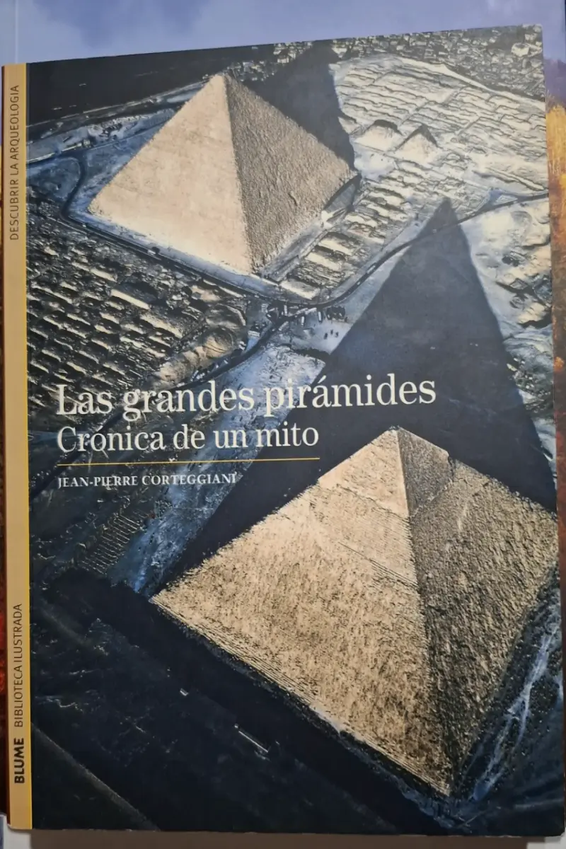 Libro Las grandes pirámides - 1