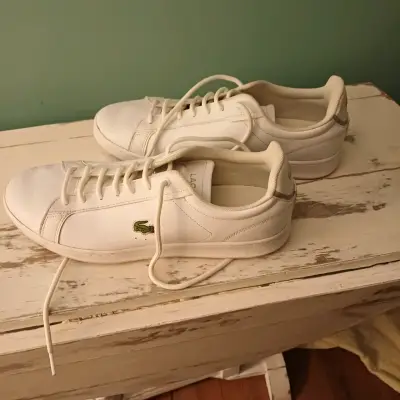 Zapatillas blancas Lacoste - miniatura 2