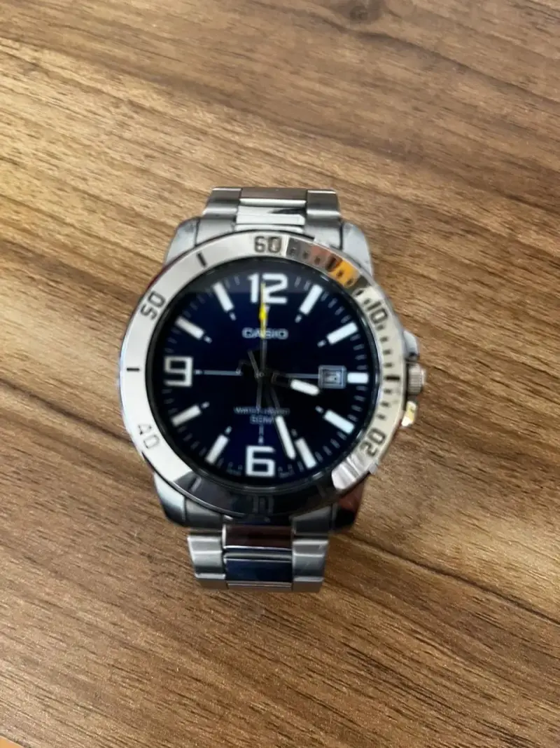 Reloj metálico Casio azul - 3