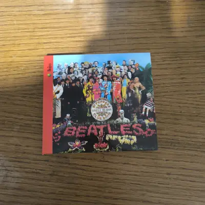 The Beatles Sgt. Pepper's Lonely Hearts Club Band - miniatura 1