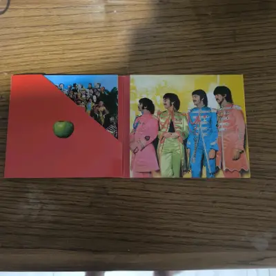 The Beatles Sgt. Pepper's Lonely Hearts Club Band - miniatura 2