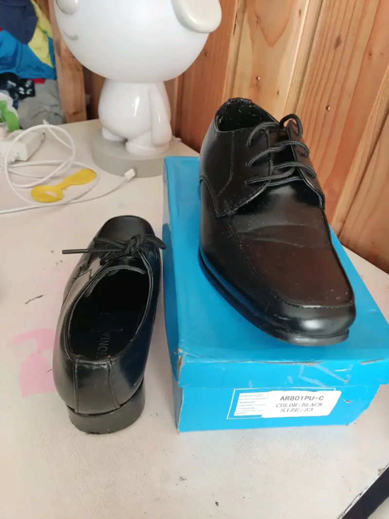 Zapatos formales negros de niño - 3