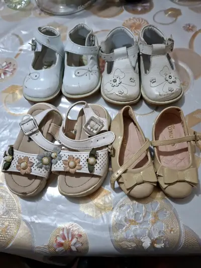 Zapato,ropa para niñas,ropa de adulto - miniatura 1