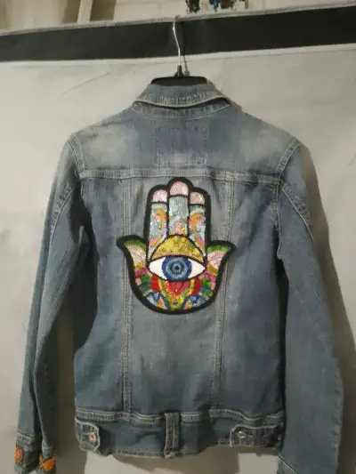 Chaqueta de mezclilla con diseño bordado - miniatura 1