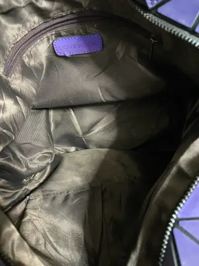 Bolso geométrico morado - miniatura 3