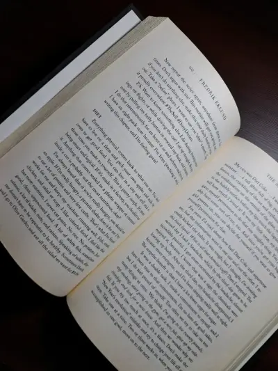 Libro "The Sell" tapa dura de Fredrik Eklund - miniatura 2