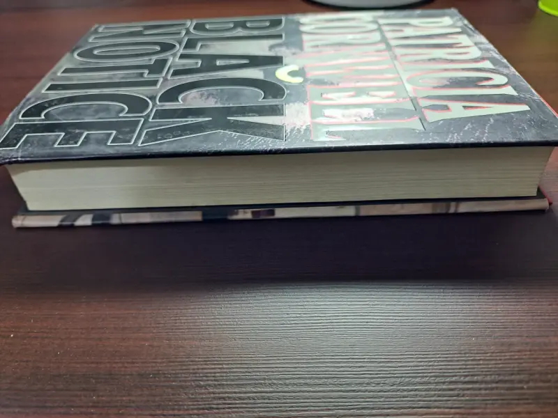 Libro "Black Notice" de Patricia Cornwell - 3