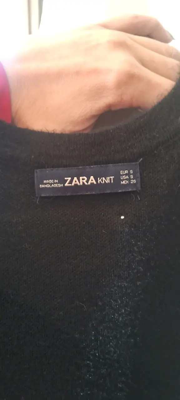 Vestido negro con perlas marca Zara talla S - 5