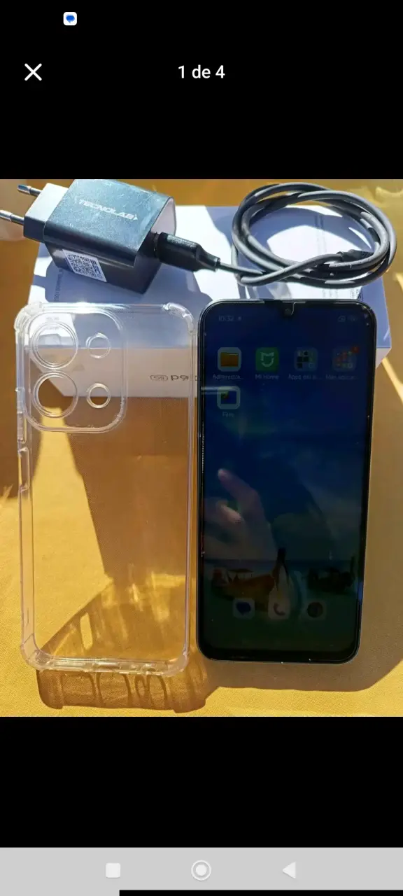 Smartphone con cargador y funda - 5