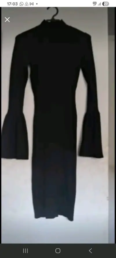 Vestido ultra ajustado negro de cuello alto - miniatura 5