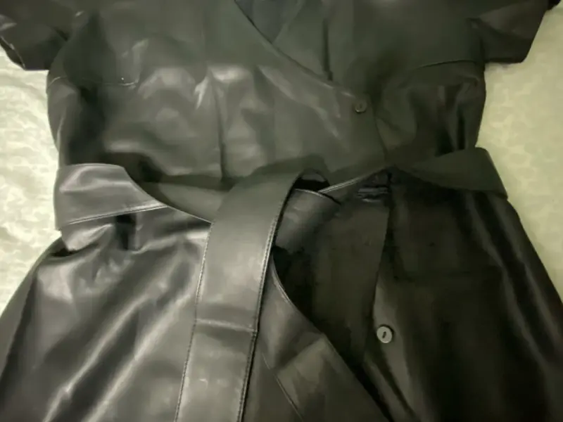 Vestido cuero negro elegante - 2