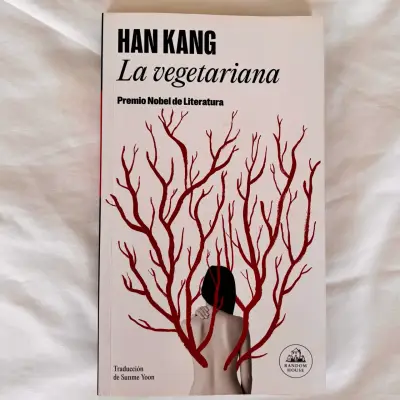 Libro 'La vegetariana' de Han Kang - miniatura 1
