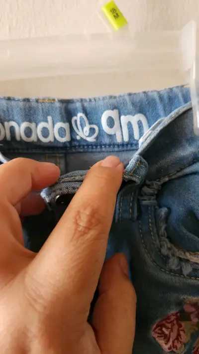 Shorts de mezclilla bordados - miniatura 2