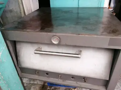 Horno semi industrial - miniatura 1