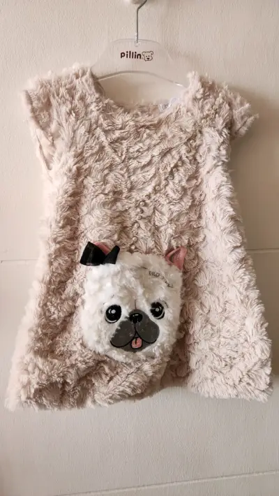 Vestido infantil peludo beige - miniatura 1