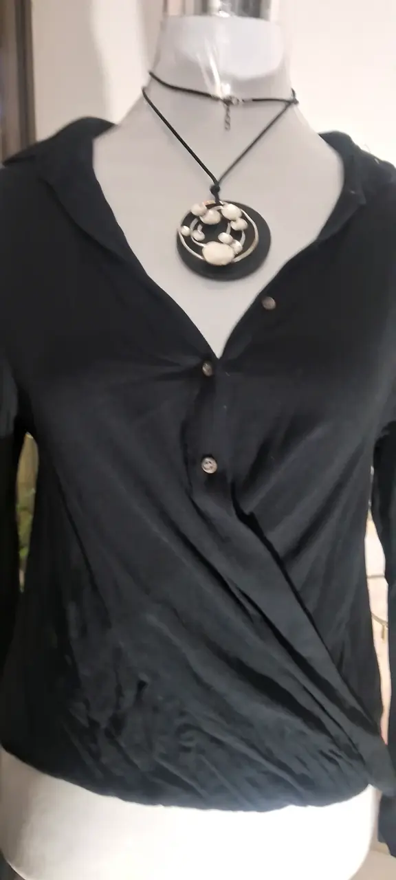 Blusa negra de manga larga umbrale - 3