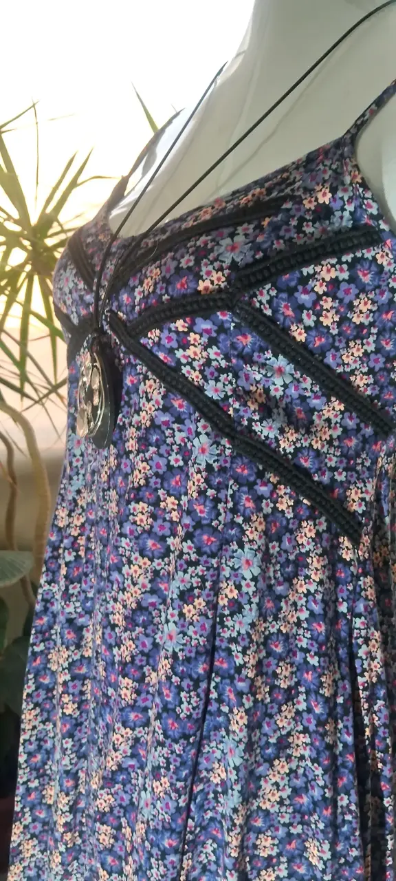 Vestido floreado azul - 3