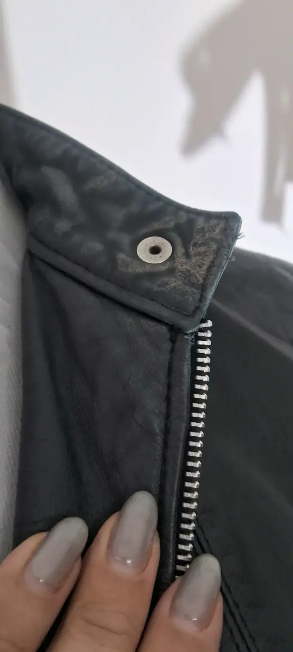 Chaqueta negra de cuero Argentino - 6