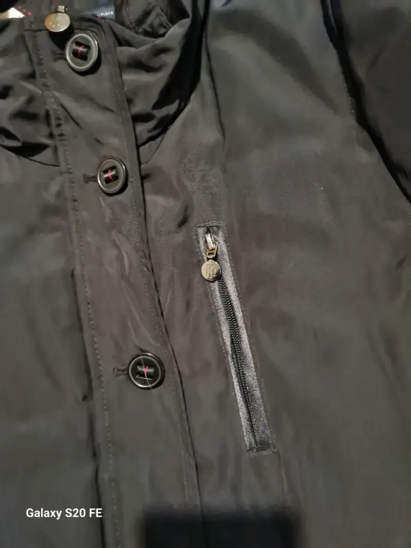 Abrigo negro con interior beige - 6