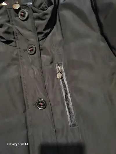 Abrigo negro con interior beige - miniatura 6