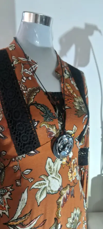 Vestido estampado floral otoño - miniatura 3