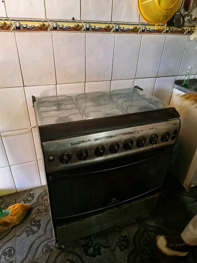 Cocina a gas 5 quemadores - 3
