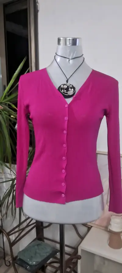 Cardigan fucsia de botones - miniatura 1
