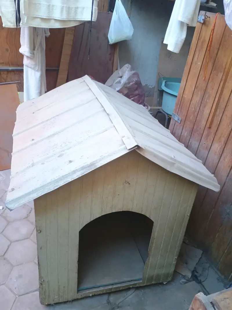 Casa para perro de madera - 2