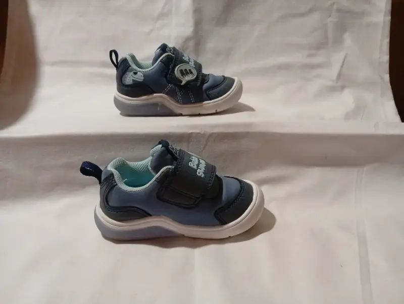 Sandalias infantiles azul marca Bubblegummers - 6