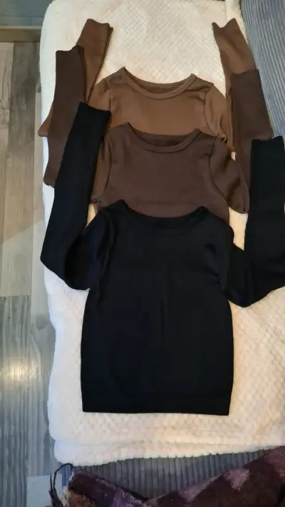 Poleras manga larga tela rib cuello redondo NUEVAS - miniatura 4