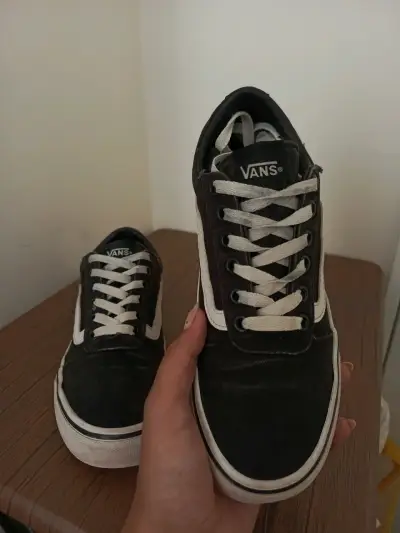 Zapatillas negras casuales vans - miniatura 2