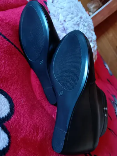 Botines negros con plataforma - miniatura 3