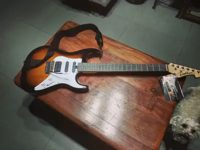 Guitarra eléctrica Washburn sunburst - miniatura 1