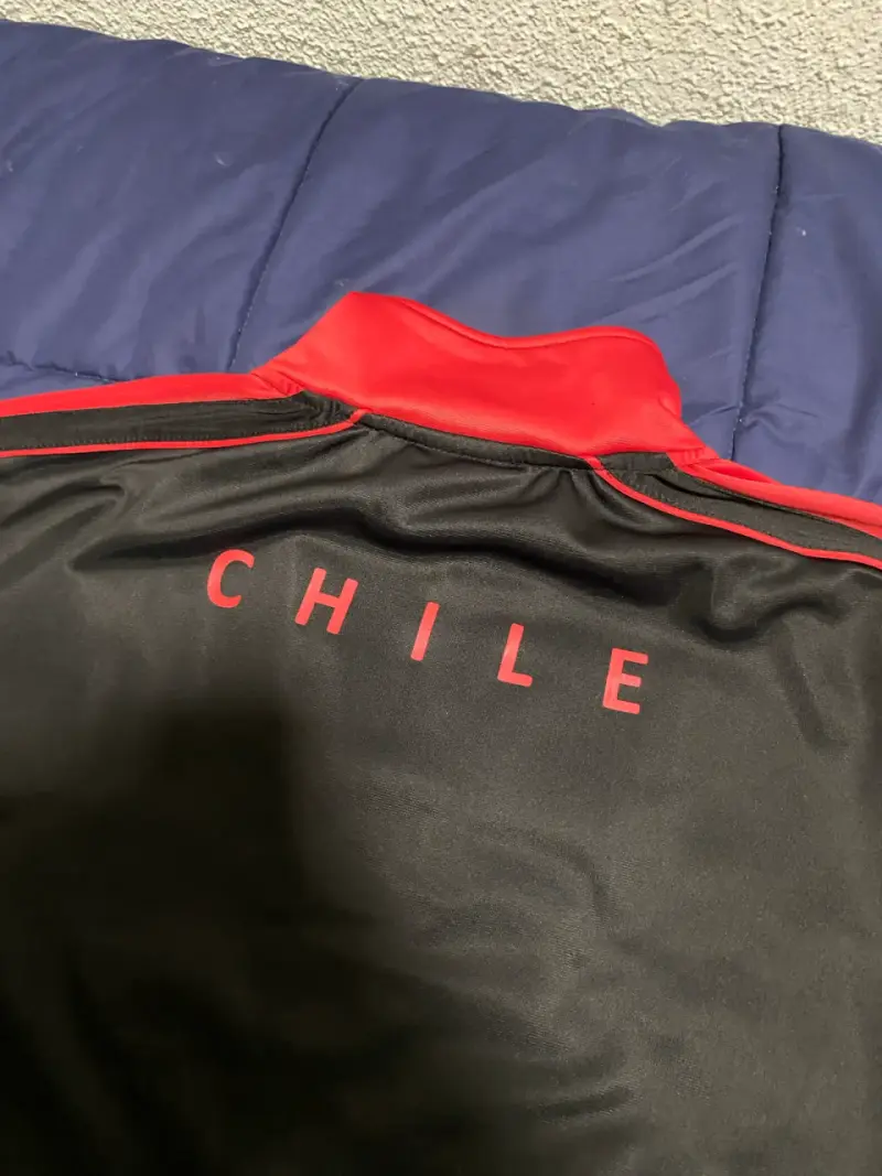 Poleron Brooks Chile - 4