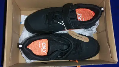 Zapatillas negras talla 37 - miniatura 2