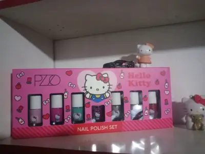 Set de esmaltes Hello Kitty - miniatura 2